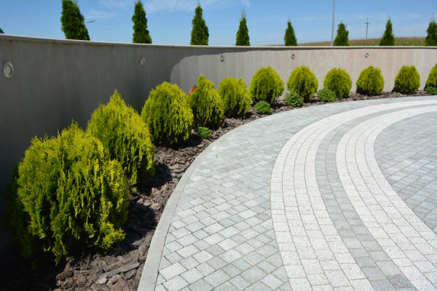 Best Custom Driveway Design and Paving in Beloit, KS